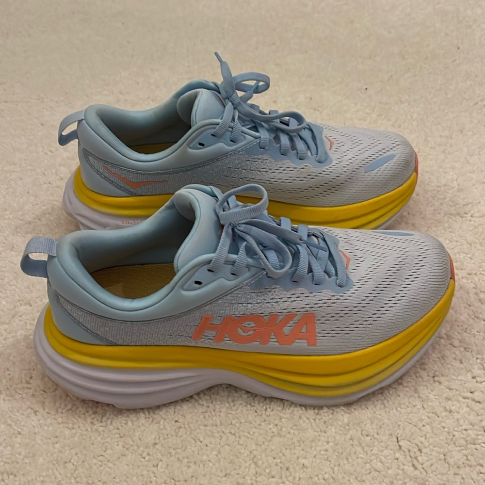 Women’s Hoka Bondi 8 Sneakers
